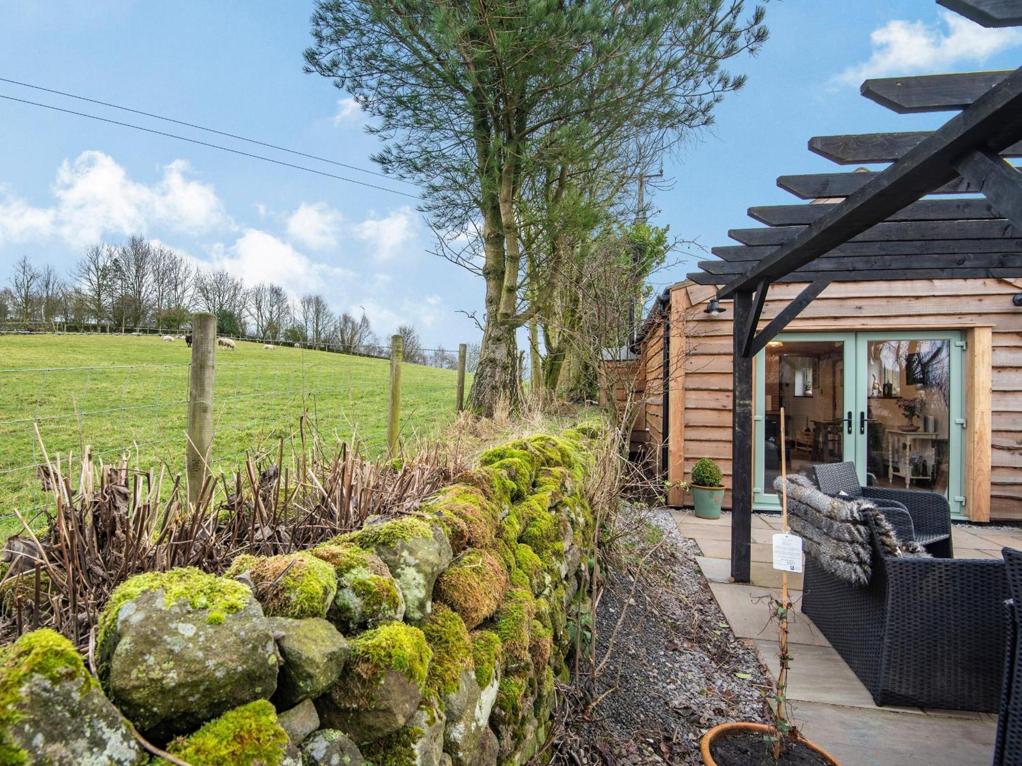 Little Pines Lodge Rushton Spencer Exteriör bild